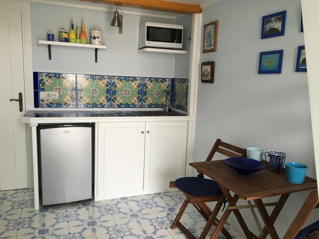 Casa Azzurra Apartment อีสเกีย ภายนอก รูปภาพ
